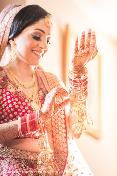 Amazing gold bridal kaleera. Amazing gold bridal kaleera.
