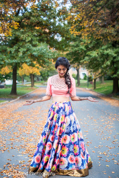 Maharani posing for her mehndi photo shoot. Maharani posing for her mehndi photo shoot.