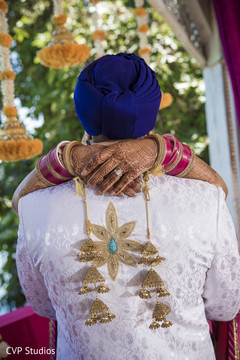 Bride's kaleera sikh groom,sikh wedding photography,ceremony photography,sikh bride
