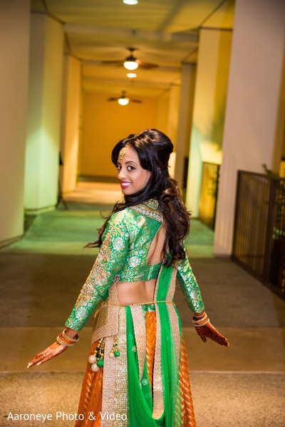 Indian bride photography before garba ceremony