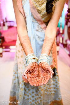 Gorgeous mehndi designs Gorgeous mehndi designs
