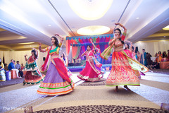 Maharani dancing indian sari,indian bridal fashions,indian sangeet
