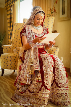 Lovely maharani reading love note Lovely maharani reading love note