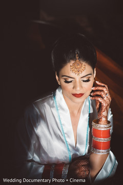 Indian bride photo session before wedding ceremony Indian bride photo session before wedding ceremony