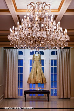 Fabulous bridal reception fashion. indian bridal fashions,indian fusion wedding reception,indian wedding lengha