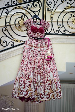 Indian bride reception fashion indian bride reception fashion,pre-wedding reception photography,indian bride lengha