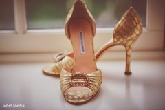 Take a look at this dreamy Maharani shoes. Take a look at this dreamy Maharani shoes.