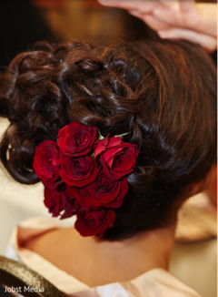 Amazing floral hair bouquet Amazing floral hair bouquet