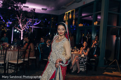 Indian bride dancing at wedding reception dj and entertainment,indian wedding reception,indian bride fashion