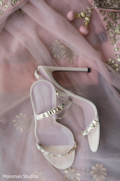Modern indian bride sandals. Modern indian bride sandals.