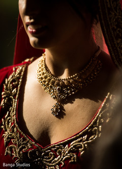 Astonishing indian bridal necklace Astonishing indian bridal necklace