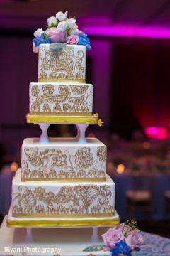 Wonderful indian wedding cake indian wedding reception,indian wedding cake topper,indian wedding cake,indian wedding cake design
