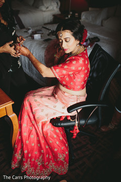 Lovely Maharani preparing her wedding look. Lovely Maharani preparing her wedding look.