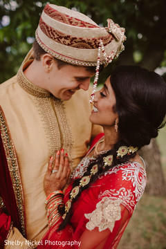 Enchanting indian bride and groom Enchanting indian bride and groom