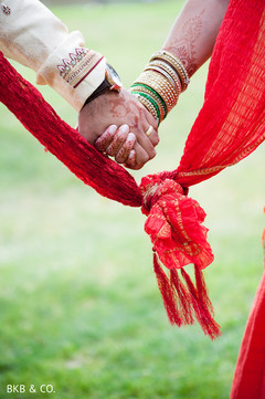 Lovable Indian couple capture. Lovable Indian couple capture.