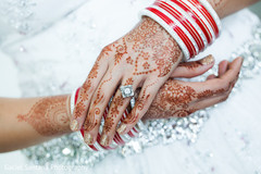 Perfect indian bridal mehndi bride bangles,bridal jewelry,mehndi,mehndi art