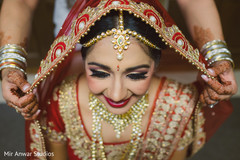 Marvelous indian bridal jewelry bridal tikka,bridal jewelry,indian bride fashion,indian bride getting ready