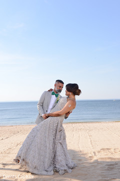 Glamorous beach side Indian wedding photo shoot. Glamorous beach side Indian wedding photo shoot.