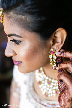 Exquisite bridal kundan jewelry. Exquisite bridal kundan jewelry.