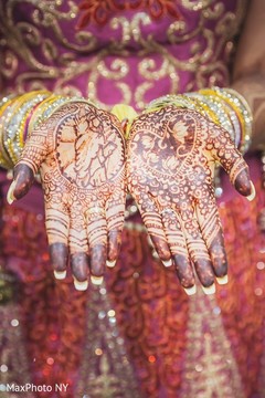 Phenomenal indian bridal mehndi art Phenomenal indian bridal mehndi art