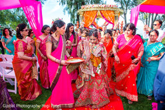 Indian bride throws rice behind her without looking back indian wedding ceremony,indian bride lengha,bridal jewelry