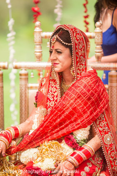 Graceful indian bride indian wedding ceremony,indian bride fashion,indian bridal jewelry