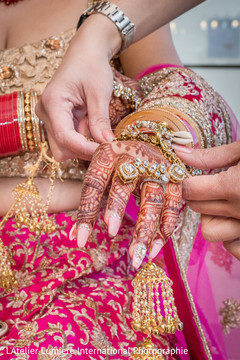 Indian bride breathtaking jewerly Indian bride breathtaking jewerly