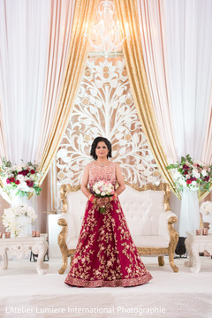Dazzling indian bride indian bride lengha,indian bridal bouquet,indian bride portrait