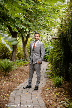 Elegant Indian groom. indian groom,suit,indian groom fashion,indian groom portrait