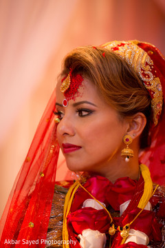 Enchanting indian bride indian wedding ceremony,indian bride fashion,indian bridal jewelry