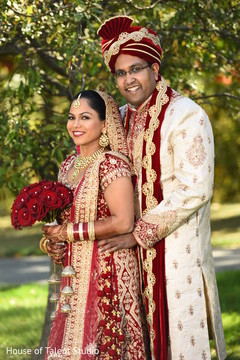 Marvelous indian bride and groom portrait indian groom fashion,indian bride fashion,indian bridal bouquet