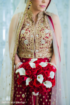 Splendid bridal bouquet. bridal bouquet,indian bride,bridal fashion