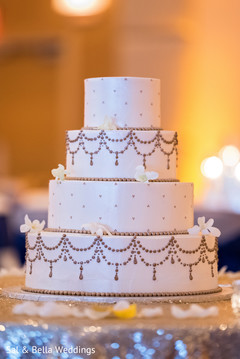 Marvelous indian wedding cake indian wedding cake,mehndi cake,tier cake
