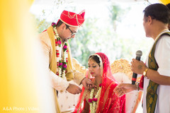 Mangalasutra ritual indian wedding ceremony,indian wedding ceremony photography,indian brides and groom,mangalasutra ritual