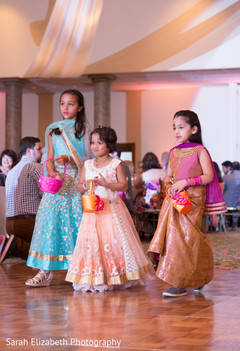 Lovely indian flower girls sari,flower girls,indian flower girls