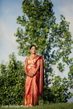 Glowing southern Indian bride. indian bride,wedding ceremony fashion,kanjeevaram saree