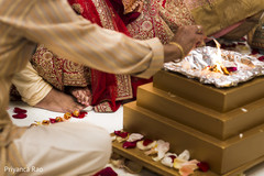 Lighting the sacred fire indian wedding,indian wedding ceremony,indian wedding traditions