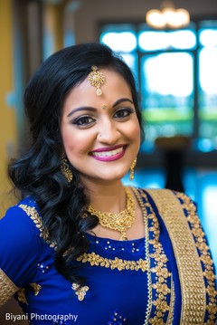 Indian bride solo portrait. indian bride,pre wedding fashion,indian wedding photography,sangeet