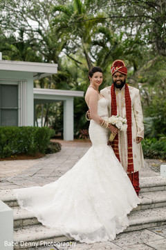 Perfect Indian soulmates photo. indian bride and groom,indian fusion wedding,indian wedding photography