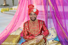 Indian groom royal wedding style. indian wedding photography,indian groom,indian groom fashion