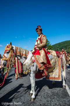 Traditional India groom procession. indian groom,baraat horse,indian wedding photography