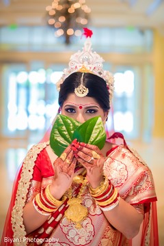 Beautiful indian bride capture bridal jewelry,bride bangles,indian bride fashion