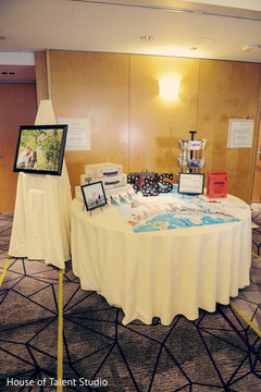 Unique Indian wedding guest book. indian wedding,indian wedding reception decor,guest book