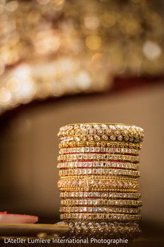 Dazzling indian bridal bangles Dazzling indian bridal bangles