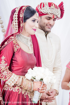 Take a look at this beautiful indian couple at their wedding ceremony indian wedding ceremony,indian wedding ceremony photography,indian bride and groom,bridal bouquet