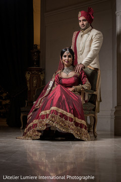Glamorous indian bride and groom capture indian bride lengha,bridal jewelry,indian groom fashion