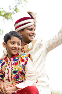 Indian groom during baraat indian wedding baraat,indian groom fashion,indian groom turban
