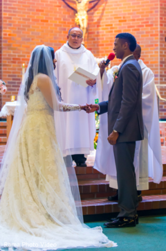 Lovely catholic wedding ceremony Lovely catholic wedding ceremony