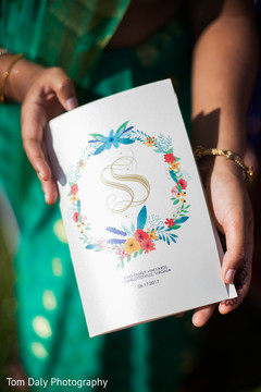 Elegant indian wedding invitations Elegant indian wedding invitations