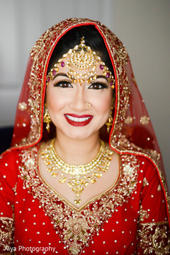 Astonishing indian bride's portrait Astonishing indian bride's portrait